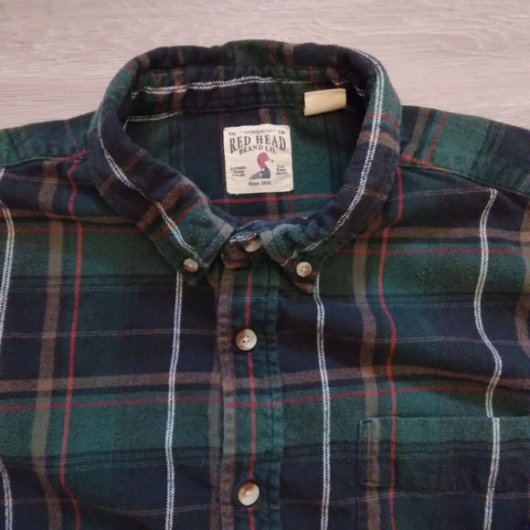 Red head plaid shirt. - Picture 4 of 8